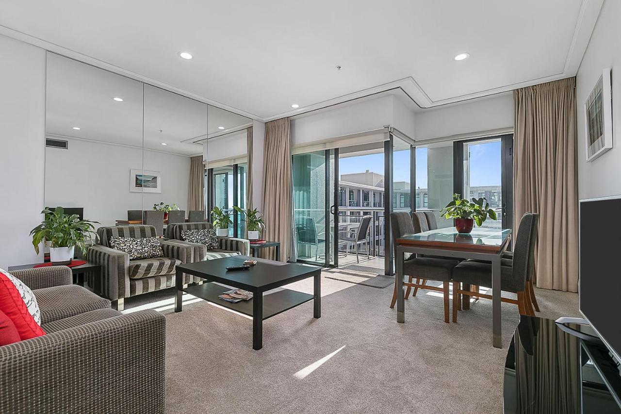 Stunning & Spacious Haven On The Waterfront! Auckland Exterior photo